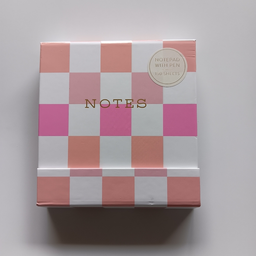NEW Eccolo Notepad with Gold Pen Pink White Magnetic Closure 5" Pad 150 sheets